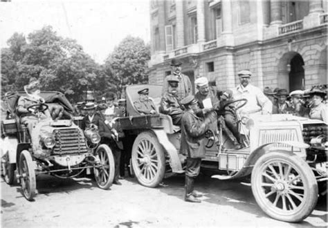 Collection ACF à Paris