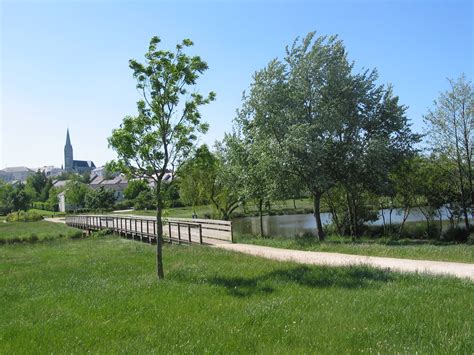 Compass à Carquefou