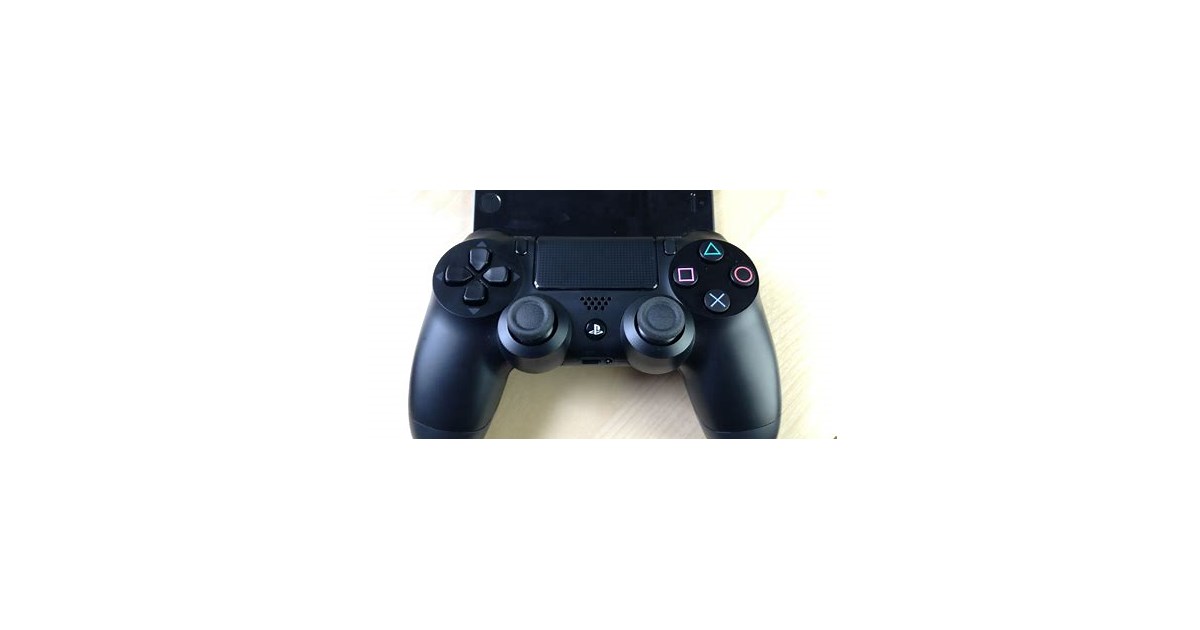 PS4 controller and iPhone gaming