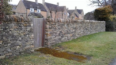 Cotswold Walls Trees and Fences Ltd