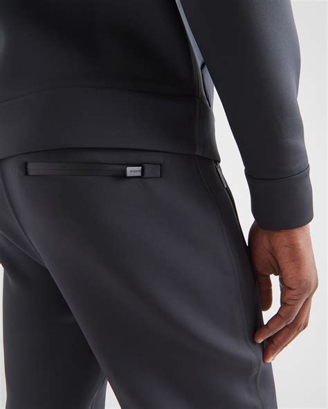 Coutures à Coutures