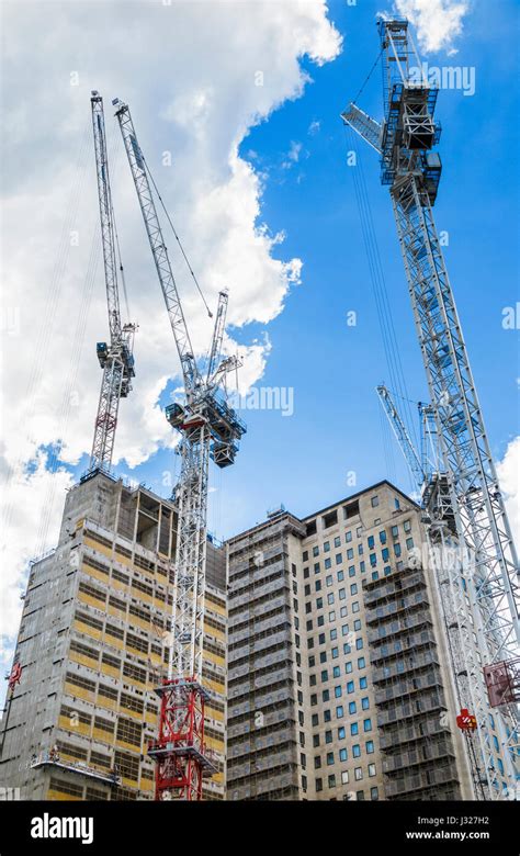Crane Hire For Construction Lambeth