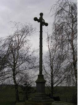 Croix de Villours à Terminiers