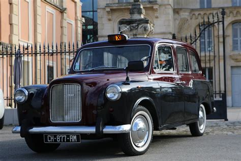 D H 7 Taxis