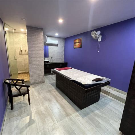 D VEDANTAA SPA AND SALOON