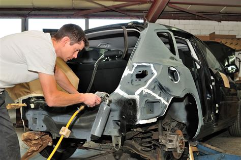 DLM Car Body Repairs