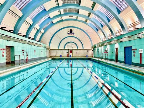 DMT Swimming Lessons In London