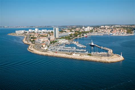 DOMINEO à Port-de-Bouc