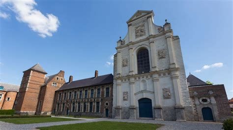 DOUAI à Douai