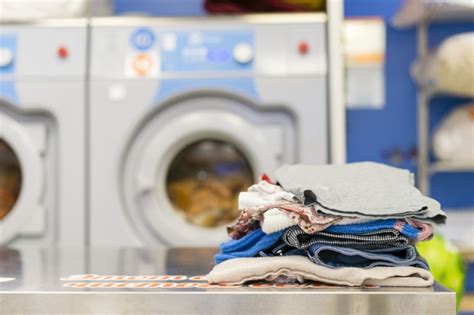 DUBAI LAUNDRY AND DRY CLEANERS LUCKNOW