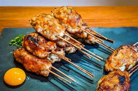 Daging Ayam Bahasa Jepang di Restoran