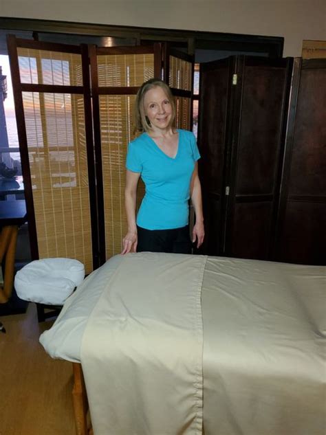 Deb's Massage And Treatment