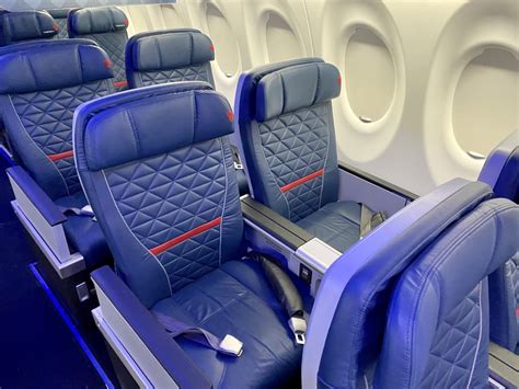 Delta Comfort Plus seats