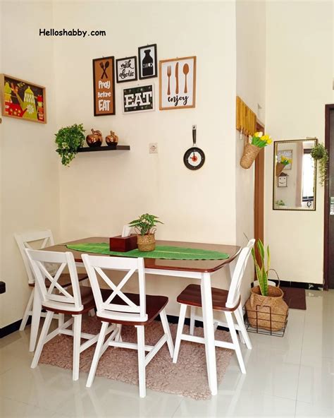 ruang makan dengan dekorasi alam