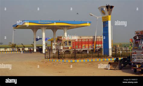 Dev Darshan Filling Station (Bharat Petroleum)