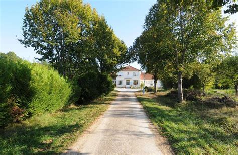 Dhamma Mahi Centre Vipassana à Champignelles