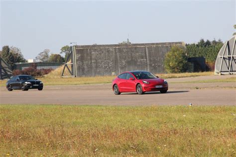 Dijon Auto Racing à Ouges