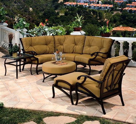 Discount-PatioFurniture-Clearance