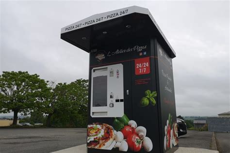 Distributeur Pizzas à Laval