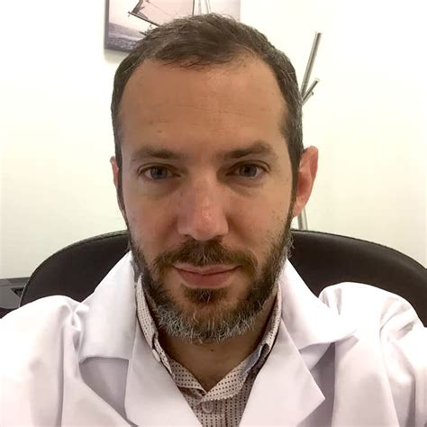 Dr Eric FOREST à Vannes