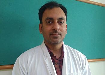 Dr Sumit Gupta .Vivan Child care and Urology center