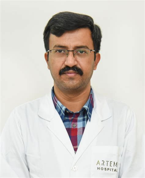 Dr. Abhinandan Kumar