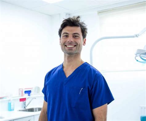 Dr. Angelo Zavattini | Endodontist