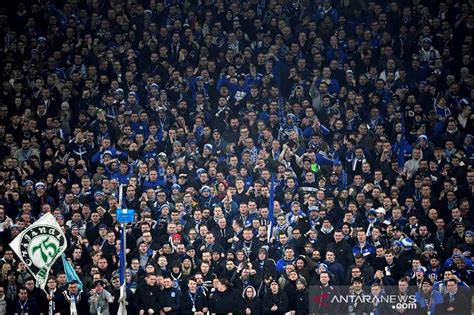 Dukungan kelompok suporter Schalke, Jerman
