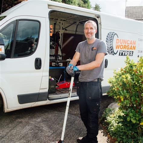 Duncan Worgan Tyres - Mobile Tyre Technician