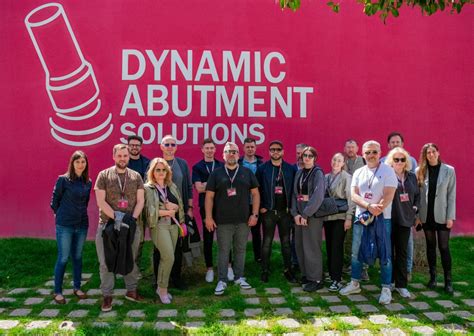 Dynamic Solutions à Laz