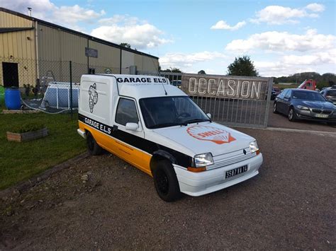 E.L.S GARAGE à Angerville