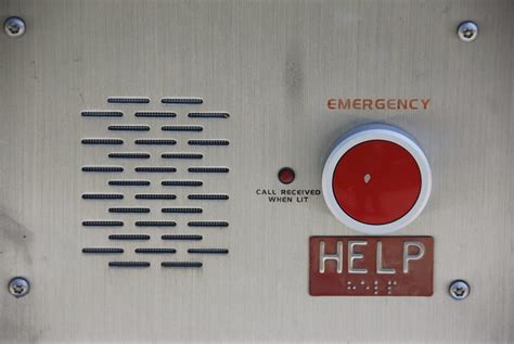 East Haven Emergency Phone Box & Defibrillator Point