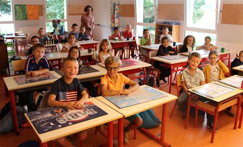Ecole Primaire à Champlecy