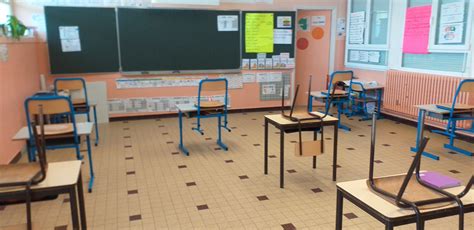 Ecole Primaire à Isques