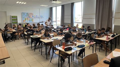 Ecole Primaire à Alzon