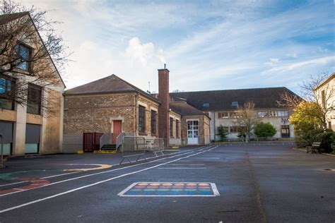 Ecole des Sources à Linas