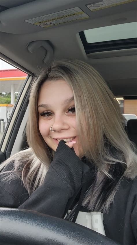 EllieCha0tic Onlyfans Leak 18 HD