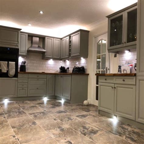 Elloughton Tiling Services