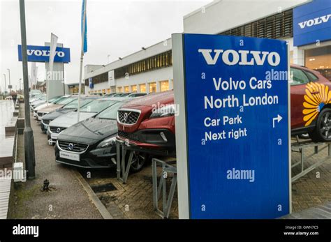 Endeavour Volvo Cars - North London