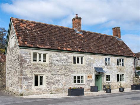 Enderley Luxury Holiday Cottage