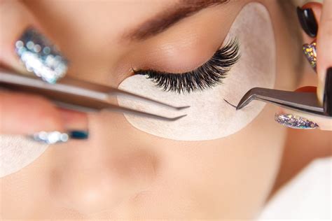 Eyelash salon