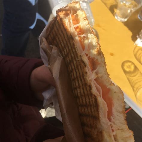 Fast Food Toast Amor Parma