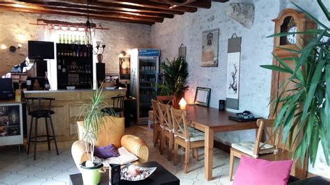 Felicidade Hostel à Mer