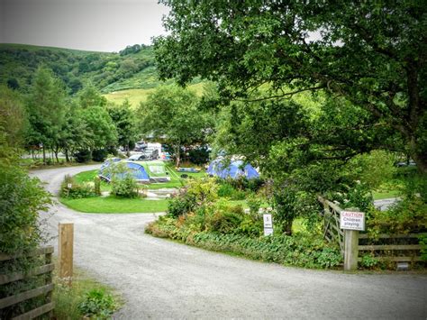 Fforest Fields, Mid Wales Caravan & Camping Site | Holiday Cottages | Glamping