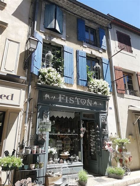 Fiston à Saint-Rémy-de-Provence