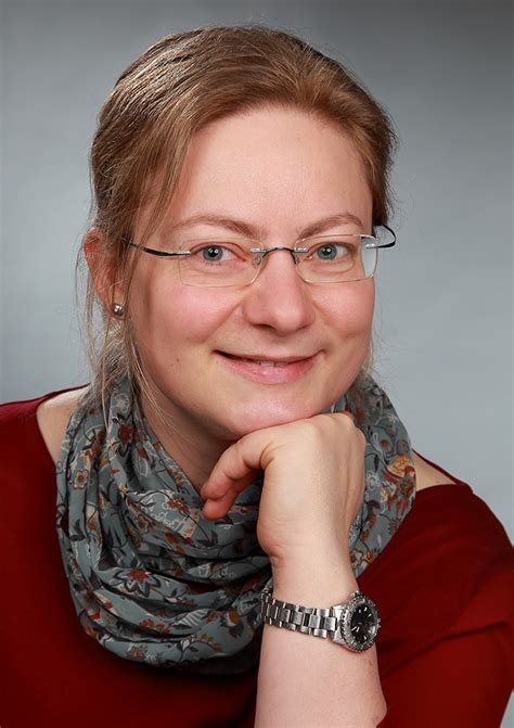 Frau Dr. Eva Kleinknecht