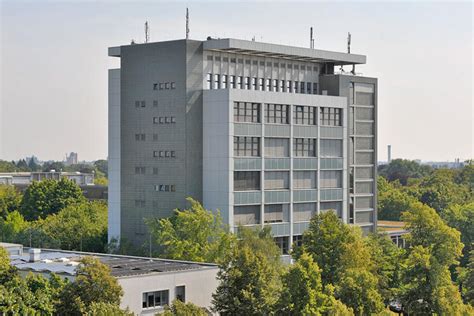 Freie Universität Berlin - Institut für Chemie und Biochemie - Organische und Physikalische Chemie