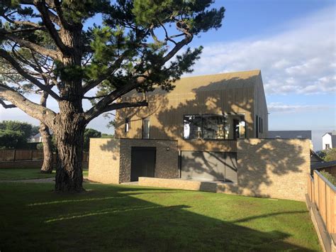 GAT AGENCEMENT à Izon