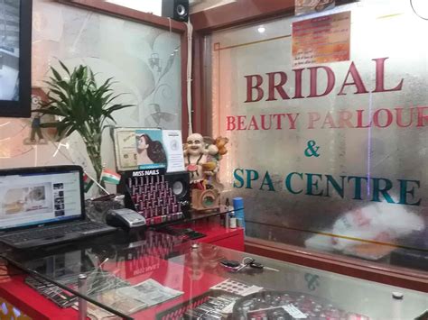 GRACE BEAUTY PARLOUR (ONLY FOR LADIES)