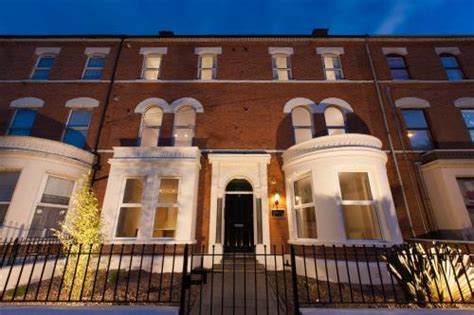 Giant Serviced Apartments Cliftonville House